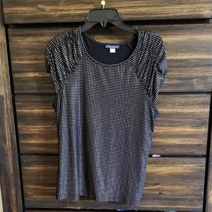 Black & White Dot Short Sleeve Top